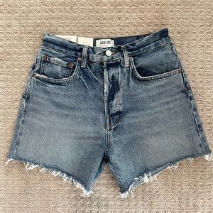 BNWT Agolde Riley Shorts size 27